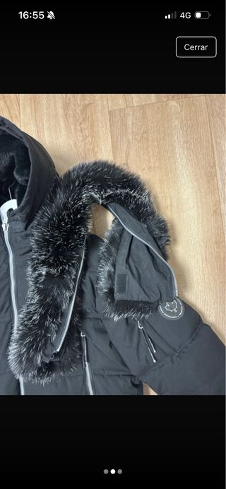 Abrigo Supply & Demand Negro