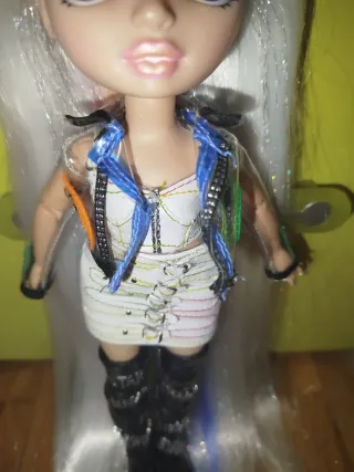 Muñeca Rainbow High Amaya Raine