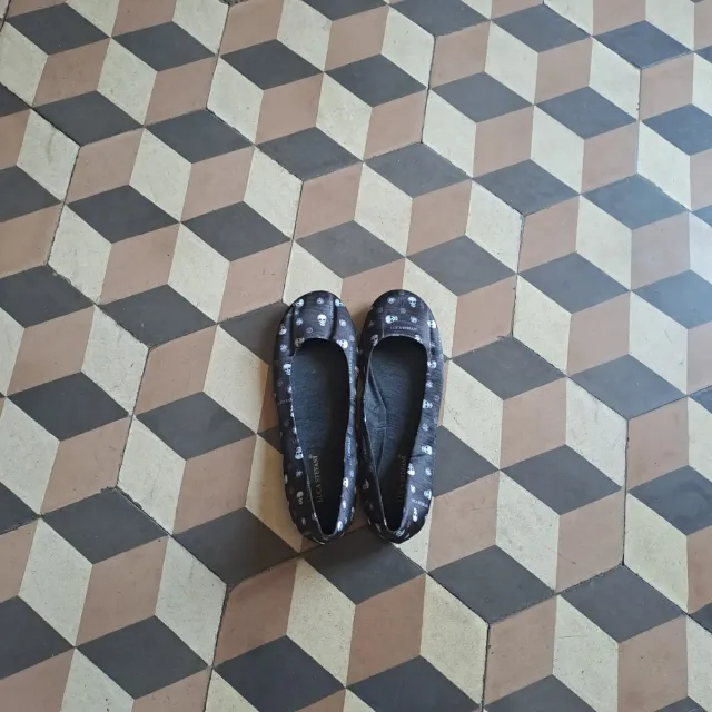 Ballerine nere con teschi - donna - 38