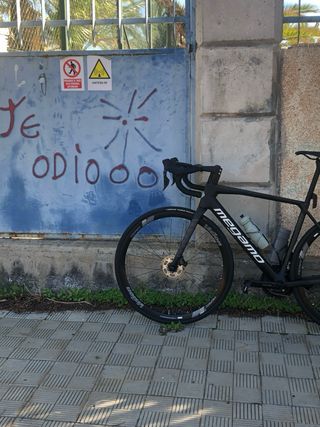 Bicicleta de carretera Megamo Raise