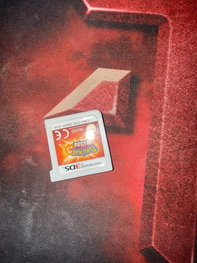 Cartuccia del videogioco Pokémon Sole per Nintendo 3DS