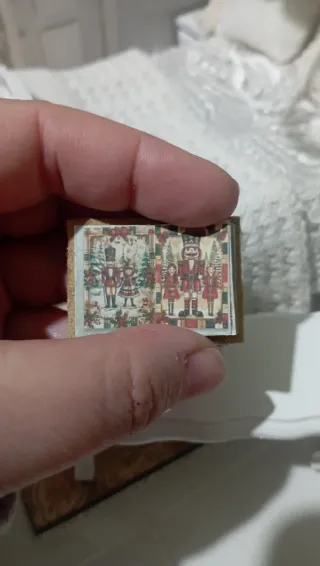 Libro aperto miniatura Dollhouse 1:12