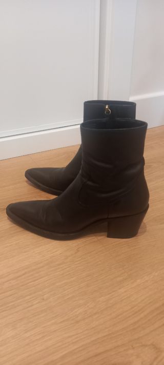 Botines negros de piel de Mango (Talla 39)