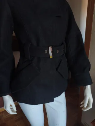 Abrigo Phard Negro con Cinturón