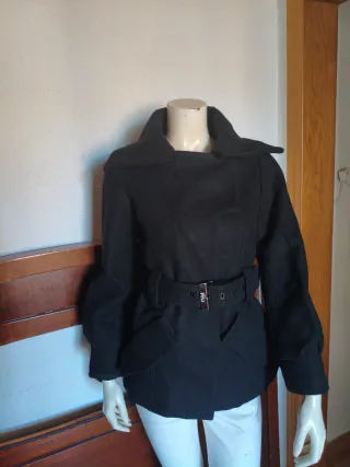 Abrigo Phard Negro con Cinturón