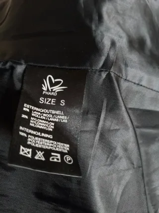 Abrigo Phard Negro con Cinturón