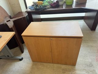 Escritorio de oficina modular madera y metal