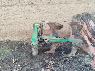 Arado reversible Paniagua 2 cuerpos