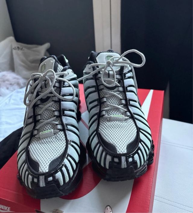 Nike Shox TL Negro Blanco