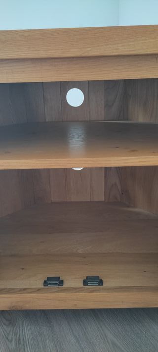 Mueble TV Esquinero Roble Macizo