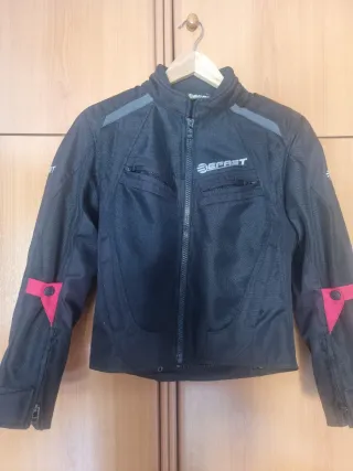Chaqueta de moto negra