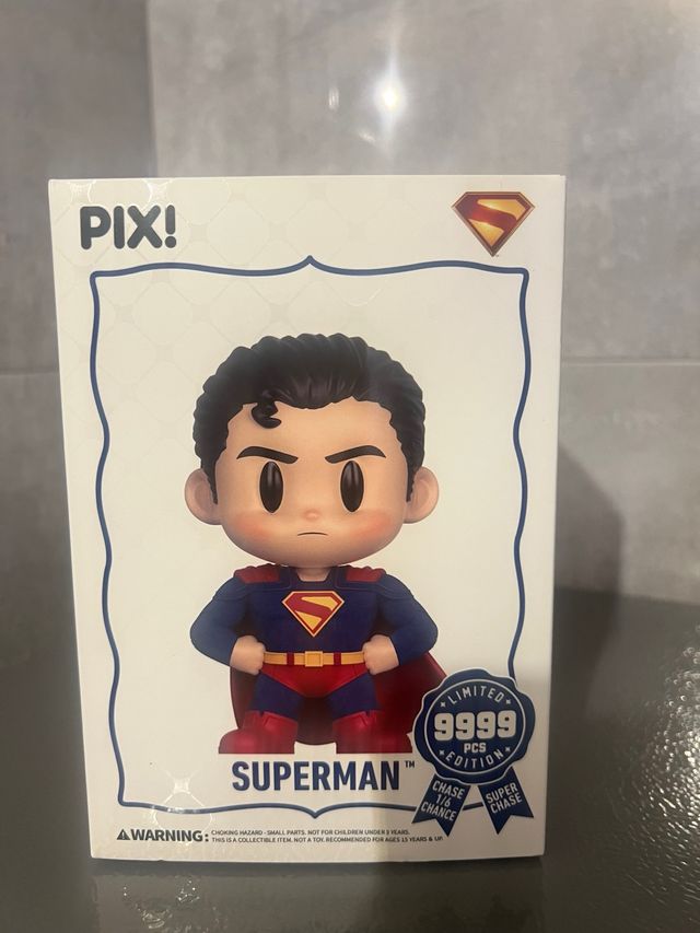 Figura PIX! Superman Edición Limitada 9999