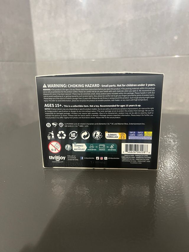 Figura PIX! Superman Edición Limitada 9999