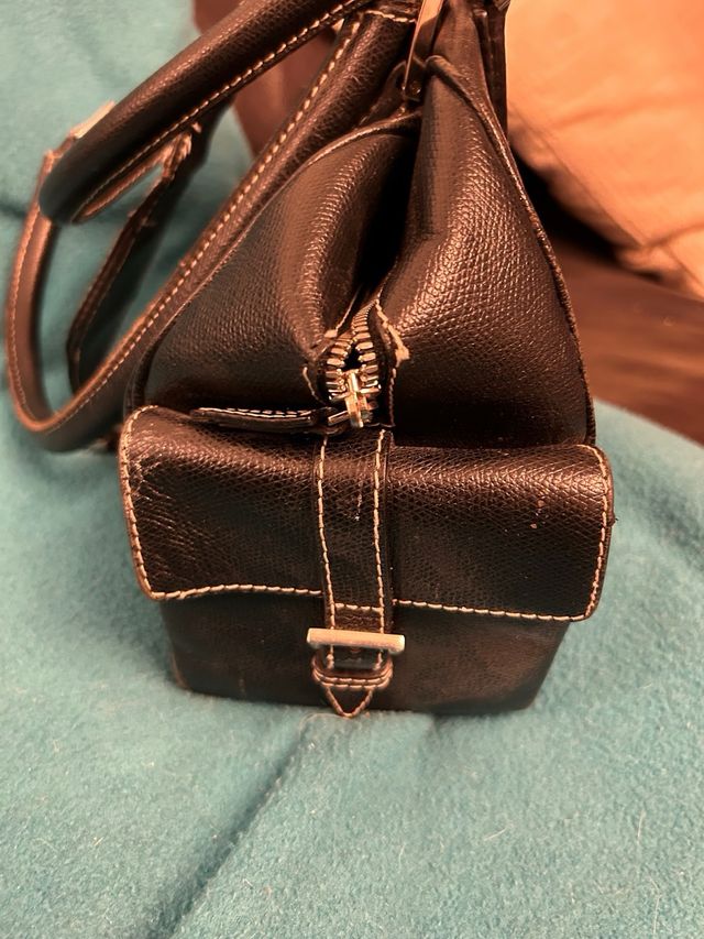 Bolso Loewe Negro Estilo Maletín Médico