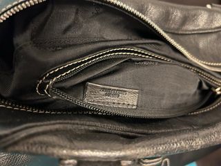 Bolso Loewe Negro Estilo Maletín Médico