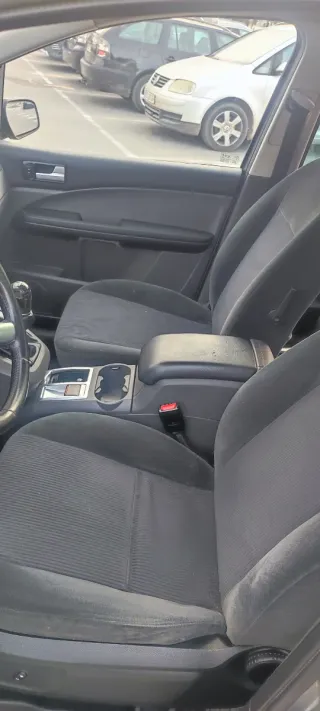 Ford Grand C-MAX 2004