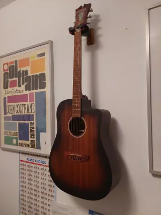 Guitarra Acústica Marrón