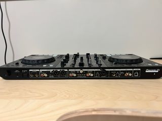 Controladora DJ Pioneer DDJ-800