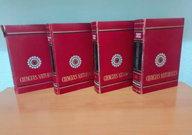 4 libros de Ciencias Naturales