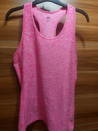 Camiseta tirantes deporte H&M rosa