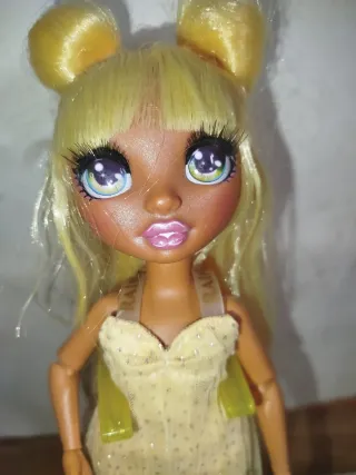 Muñeca Rainbow High
