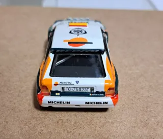 Miniatura Lancia Delta HF Integrale Repsol