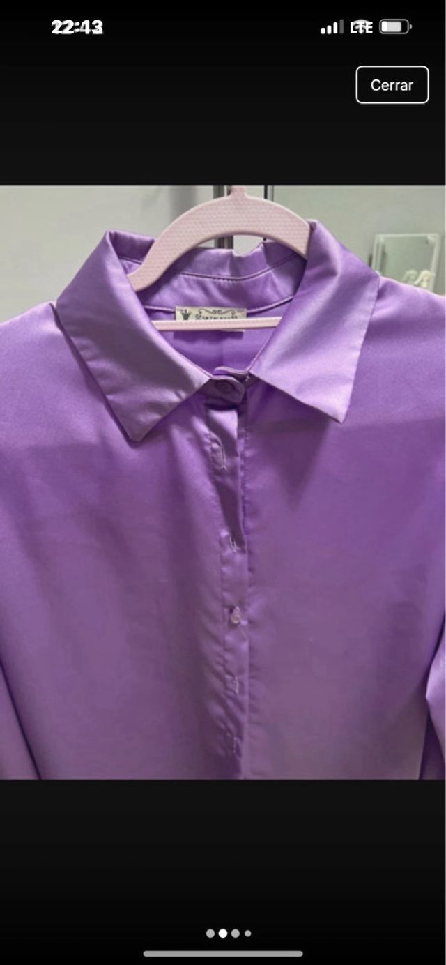 Camisa lila satinada