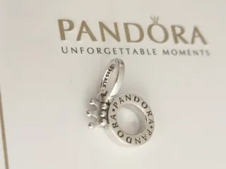 Pendientes Cadena Colgante Corona O y Logo