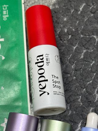 Set Skincare YEPODA - Maschera, Spray, Sieri