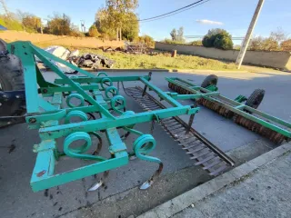 Grada con rastra y rodillo