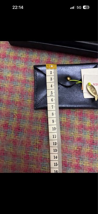 Cartera de piel Stella Rittwagen con pez dorado