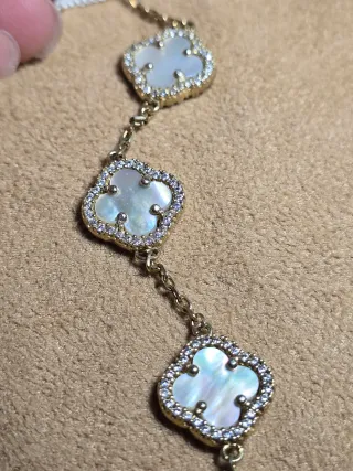 Bracciale oro 3 fiori madreperla zirconi