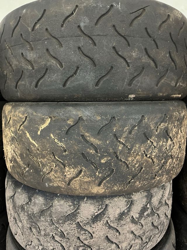 Neumáticos Hankook Slicks 15