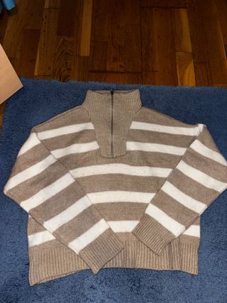 Jersey de rayas marrón y blanco