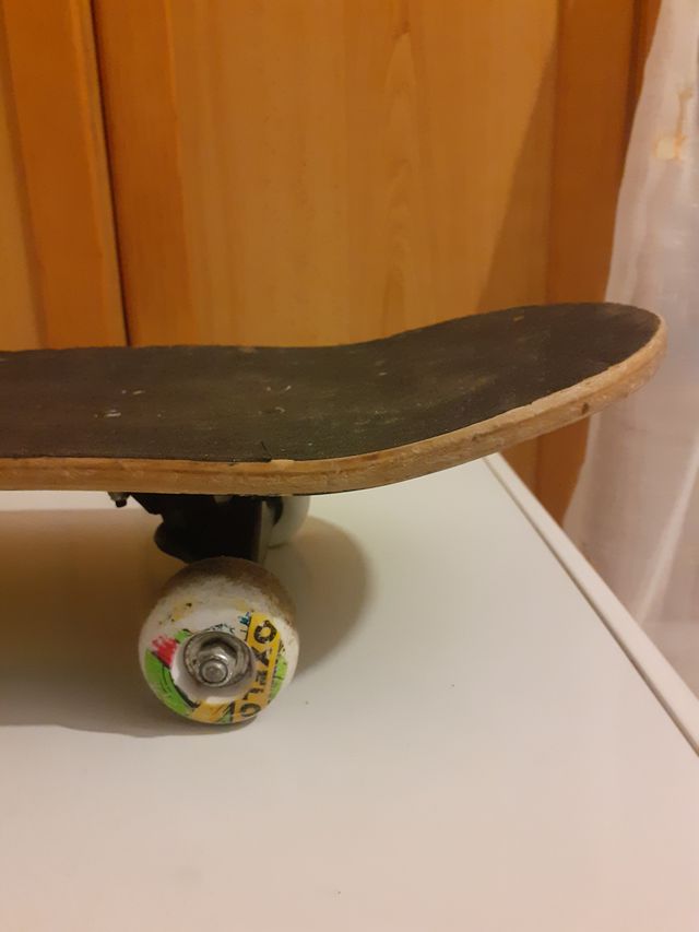 Monopatín Gimme 3 Homis Dinosaurio.