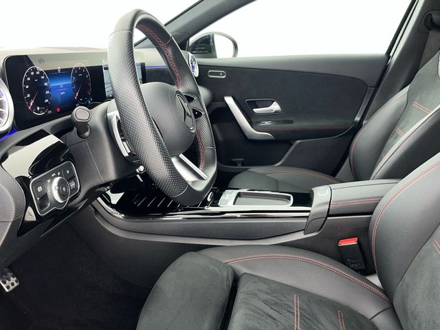 Mercedes-Benz Clase A 180 100 kW (136 CV)