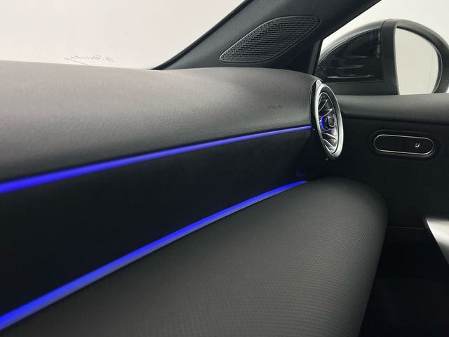 Mercedes-Benz Clase A 180 100 kW (136 CV)