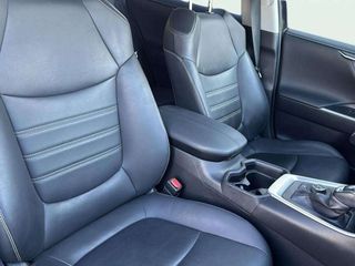 Toyota Rav4 2.5l 220H Luxury 4WD