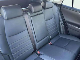 Toyota Rav4 2.5l 220H Luxury 4WD