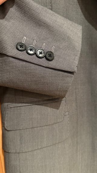 Traje de caballero gris talla 42