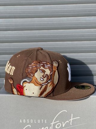 Gorra New Era NY Marrón y Blanca