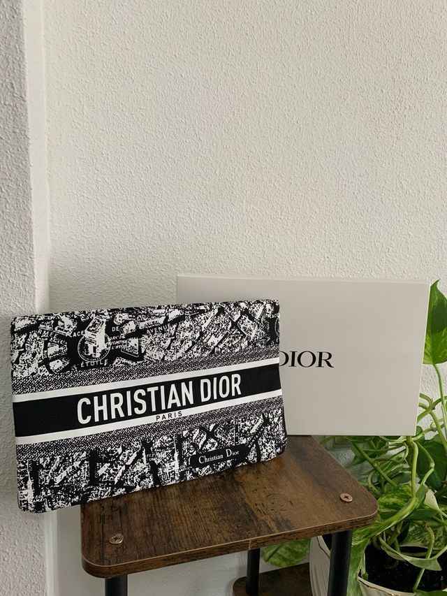 Necessaire Christian Dior Preto e Branco