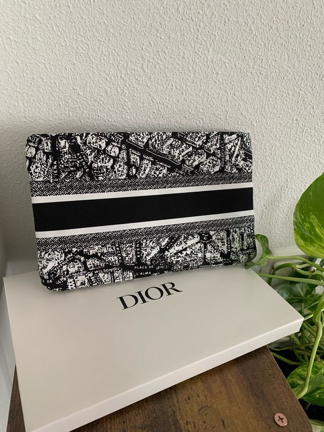 Necessaire Christian Dior Preto e Branco