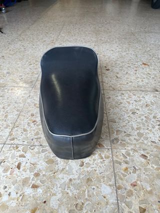 Asiento Vespa Primavera Monoplaza Época