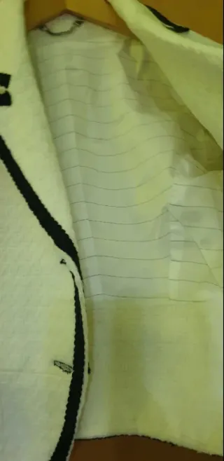 Chaqueta tipo Chanel Talla S