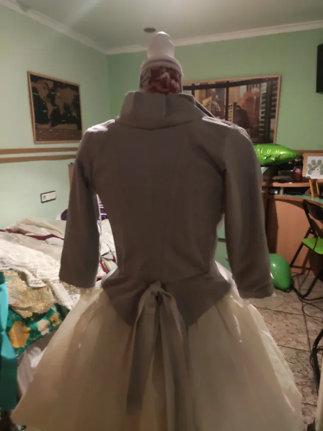 Cuerpo época T.40/42 Plata y Blanco