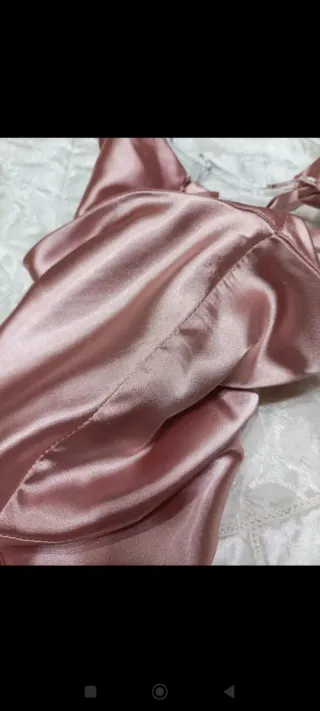 Abito lungo rosa con coprispalle