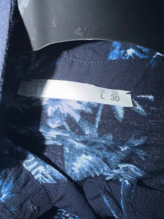 Vestido camisero Lefties estampado palmeras