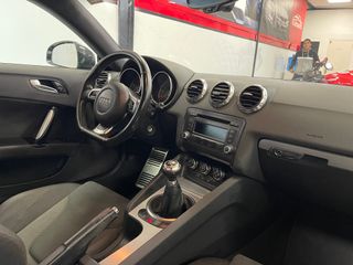 Audi TT 2.0 TFSI 200 CV Black Line