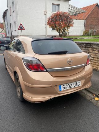 Opel Astra 2010